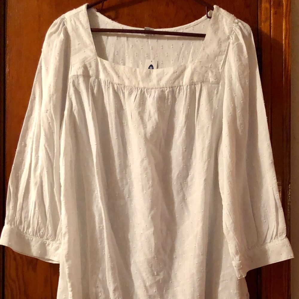 Never worn Old Navy blouse